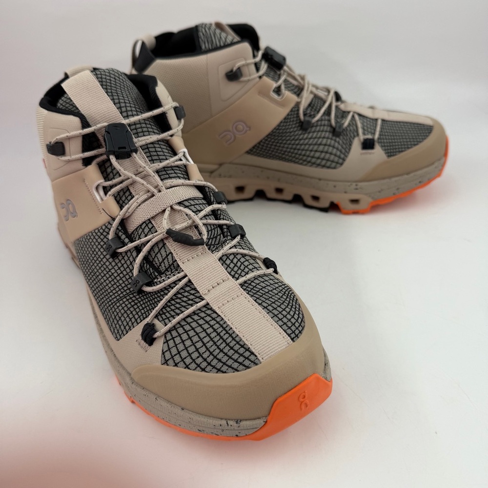 On Running Women’s Cloudtrax Sensa - SZ 7.5 - Sand/Flame Hiking Boots Sneakers - Picture 3 of 14